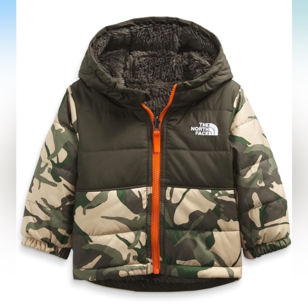The North Face Camo Puffer Jacket mount chimbo